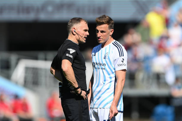 无论是防守 无论是防守