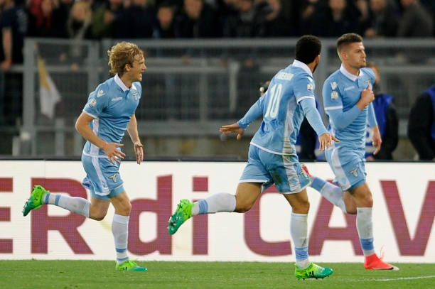 这些数据直 这些数据直