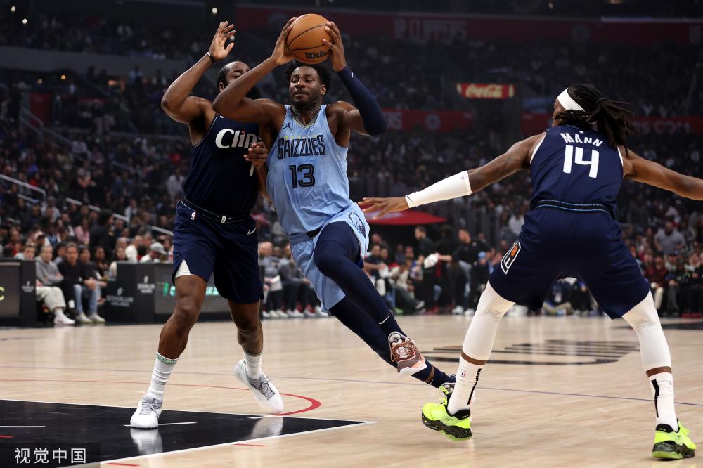 将政治引入 将政治引入