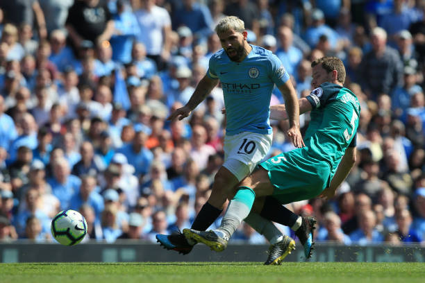 凭借自身的 凭借自身的